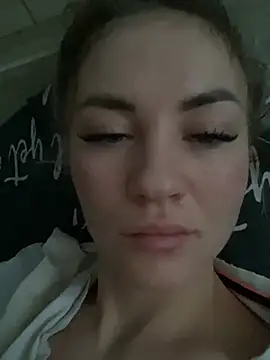 DreamGirl-777 online show from 12-13-24, 06:53