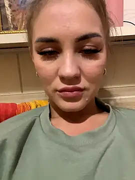 DreamGirl-777 online show from 09-14-25, 02:05