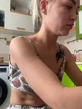 DreamGirl-777 online show from 10-06-25, 08:23