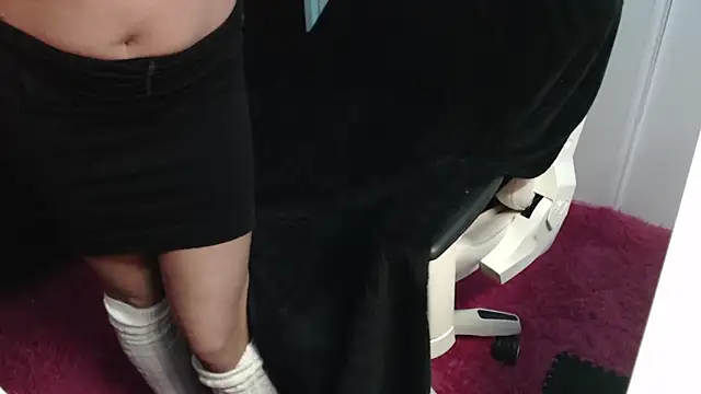 yamira25 online show from 12-08-24, 01:24