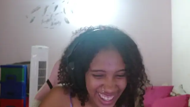 TiffanyRoouse online show from 01-17-25, 04:39