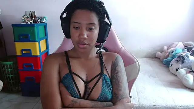 TiffanyRoouse online show from 11-11-25, 08:20