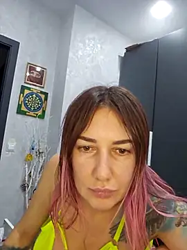 BlueXOwl online show from 10-13-25, 04:07