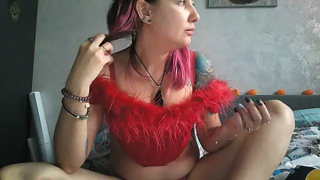 BlueXOwl online show from 10-18-25, 02:07