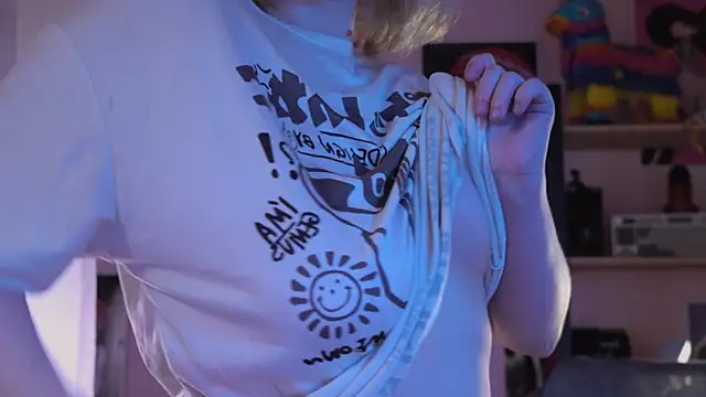 ELLIEJAY online show from 03-18-26, 05:21