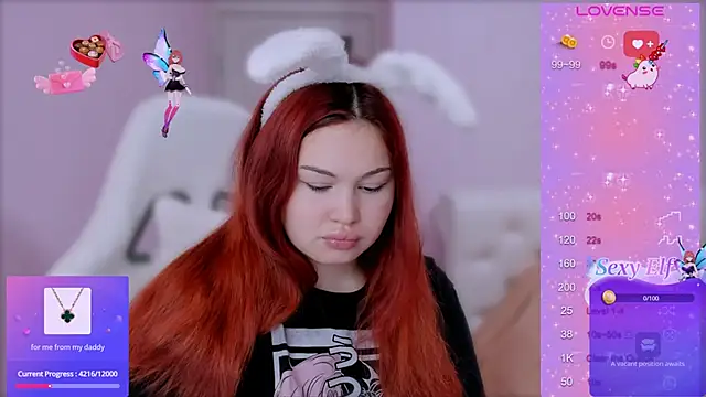 Snapshot of MissClarks chatting on 12-17-24, 01:27 MissClarks online show from 12-17-24, 01:27