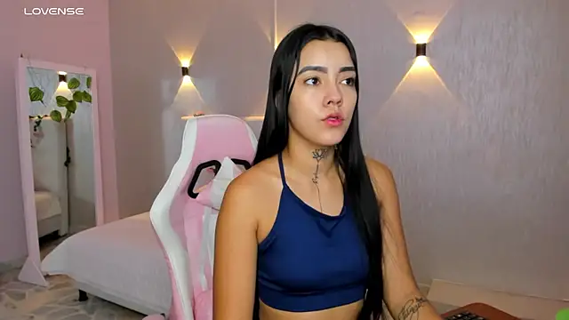 Snapshot of miagomezweb1 chatting on 03-06-25, 01:24 miagomezweb1 online show from 03-06-25, 01:24