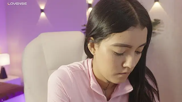 Snapshot of miagomezweb1 chatting on 11-07-25, 12:38 miagomezweb1 online show from 11-07-25, 12:38