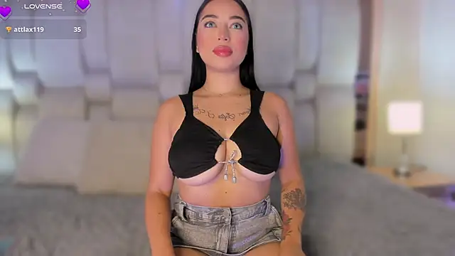 AnthonellaSweet online show from 10-28-25, 11:36