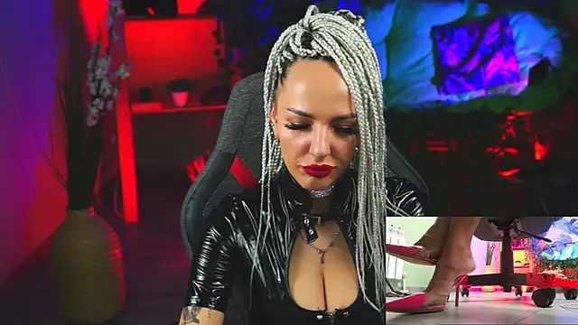 MonicaMaxwel online show from 02-10-25, 03:10