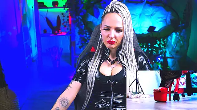 MonicaMaxwel online show from 03-10-25, 02:59