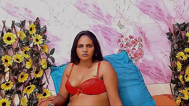 Snapshot of Luciousindian69 chatting on 01-09-26, 05:59 Luciousindian69 online show from 01-09-26, 05:59