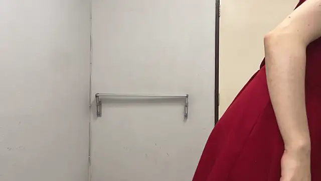 Snapshot of SassyJessi chatting on 02-19-25, 04:12 SassyJessi online show from 02-19-25, 04:12