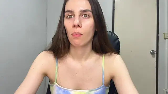 Snapshot of SassyJessi chatting on 02-25-25, 10:58 SassyJessi online show from 02-25-25, 10:58