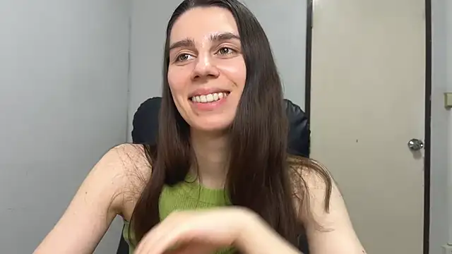 Snapshot of SassyJessi chatting on 03-07-25, 05:40 SassyJessi online show from 03-07-25, 05:40