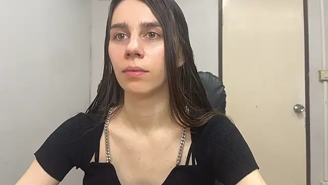 Snapshot of SassyJessi chatting on 03-08-25, 03:50 SassyJessi online show from 03-08-25, 03:50