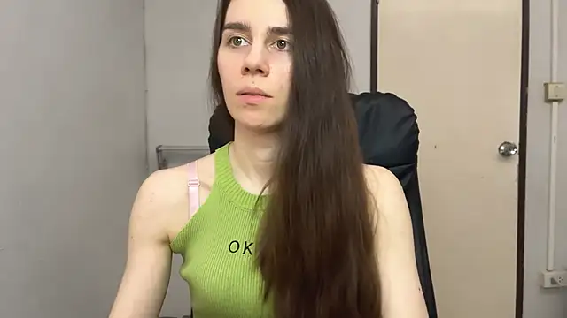 Snapshot of SassyJessi chatting on 09-26-25, 04:16 SassyJessi online show from 09-26-25, 04:16