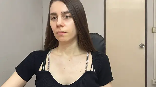 Snapshot of SassyJessi chatting on 09-30-25, 04:17 SassyJessi online show from 09-30-25, 04:17