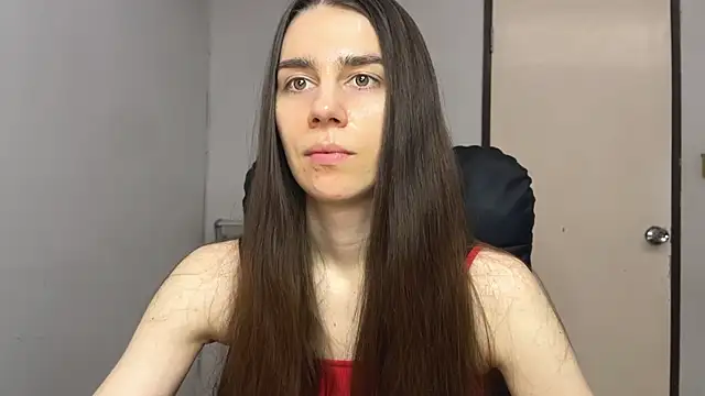 Snapshot of SassyJessi chatting on 10-11-25, 04:12 SassyJessi online show from 10-11-25, 04:12