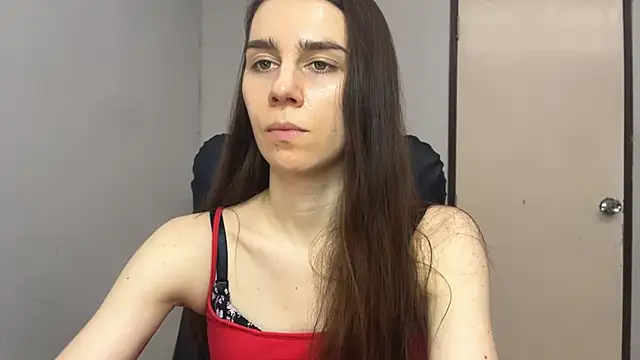 Snapshot of SassyJessi chatting on 10-21-25, 04:13 SassyJessi online show from 10-21-25, 04:13