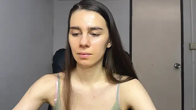 Snapshot of SassyJessi chatting on 11-01-25, 04:14 SassyJessi online show from 11-01-25, 04:14