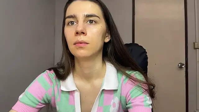 Snapshot of SassyJessi chatting on 02-05-26, 04:17 SassyJessi online show from 02-05-26, 04:17