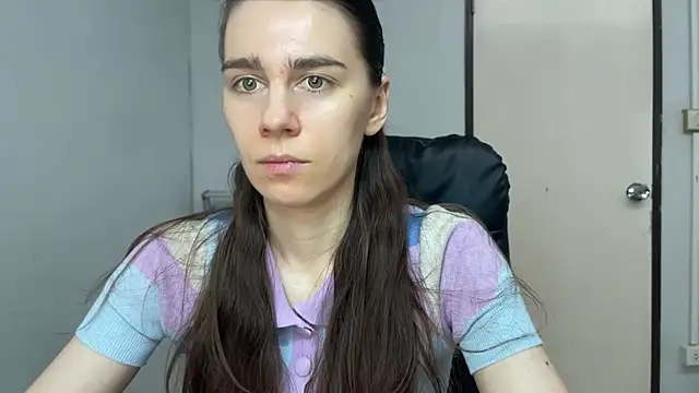 Snapshot of SassyJessi chatting on 06-01-26, 04:14 SassyJessi online show from 06-01-26, 04:14