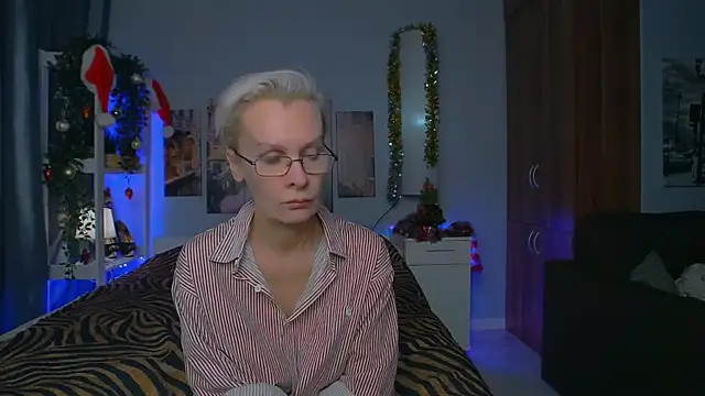 HelgaHimmell online show from 01-07-25, 11:14