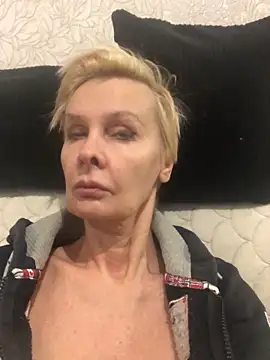 HelgaHimmell online show from 11-18-25, 08:02