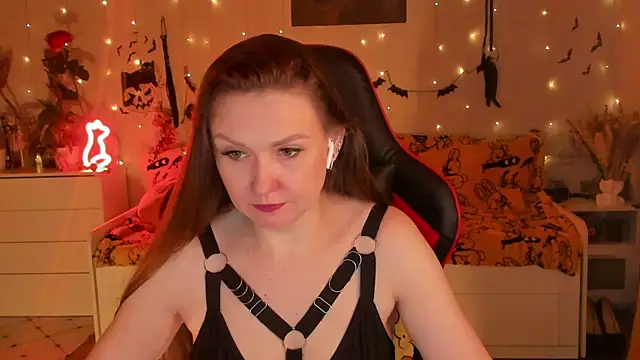 desperatehousewife   online show from 11-01-25, 05:04