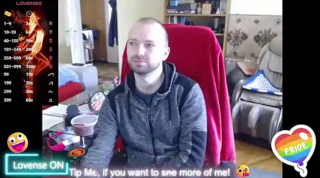 Snapshot of RealManHaveHairy chatting on 03-17-25, 11:00 RealManHaveHairy online show from 03-17-25, 11:00