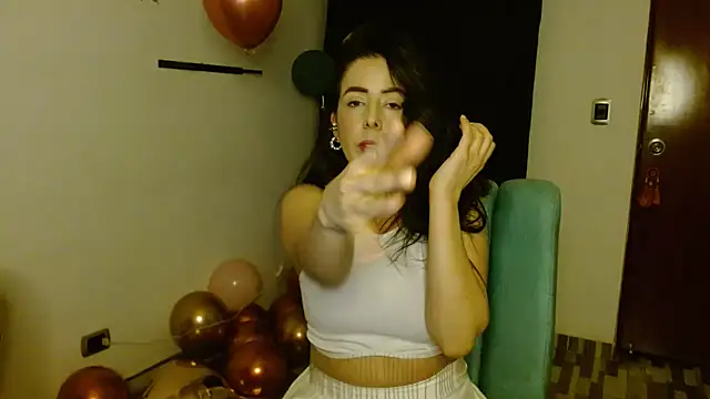 ella peck online show from 09-25-25, 03:43