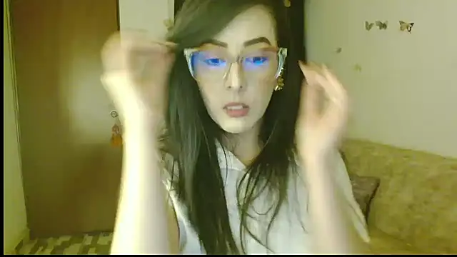 ella peck online show from 04-19-26, 11:07