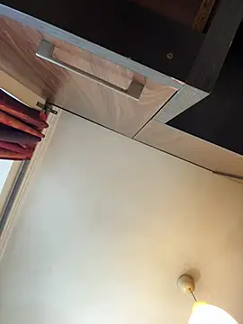 Hotmomcheckk  online show from 03-15-25, 01:18