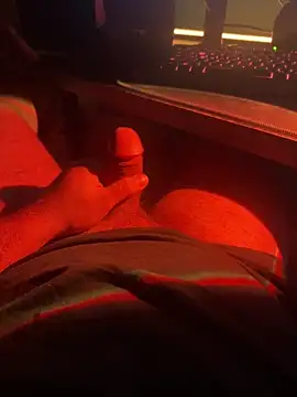 Snapshot of Jonas031 chatting on 10-01-25, 06:58 Jonas031 online show from 10-01-25, 06:58