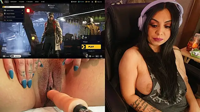 Snapshot of IndiaBlaze chatting on 02-07-26, 01:20 IndiaBlaze online show from 02-07-26, 01:20