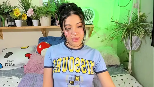 MiaaRose online show from 10-21-25, 05:46