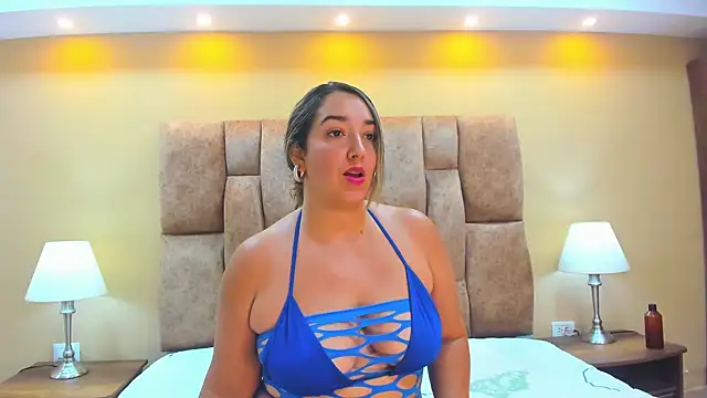 MiiaHot online show from 09-26-25, 11:53