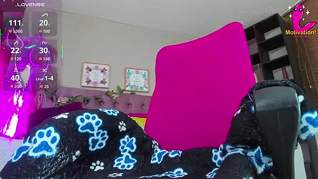 Snapshot of shelby_carson chatting on 11-27-25, 01:24 shelby carson online show from 11-27-25, 01:24