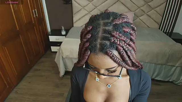 Raquel jones online show from 03-07-25, 11:51