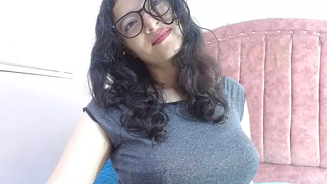 lunazulsj online show from 01-18-25, 01:40