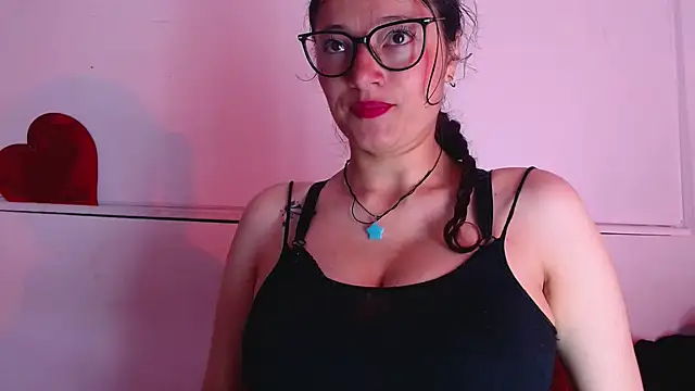 Snapshot of lunazulsj chatting on 03-05-25, 12:33 lunazulsj online show from 03-05-25, 12:33