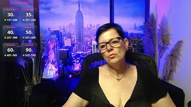 Snapshot of ninarandmann chatting on 06-22-26, 04:26 ninarandmann online show from 06-22-26, 04:26