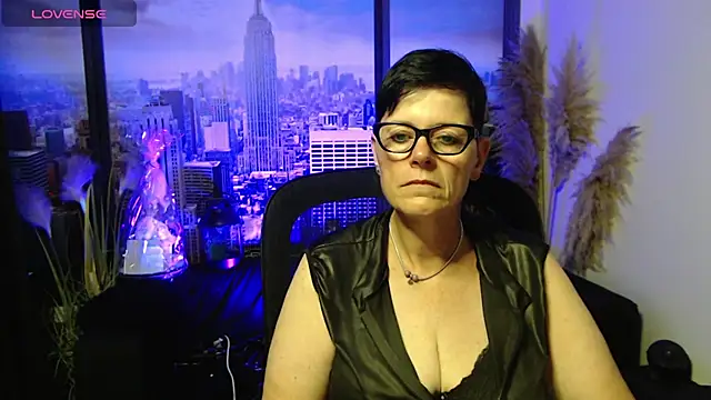 Snapshot of ninarandmann chatting on 07-11-26, 03:26 ninarandmann online show from 07-11-26, 03:26