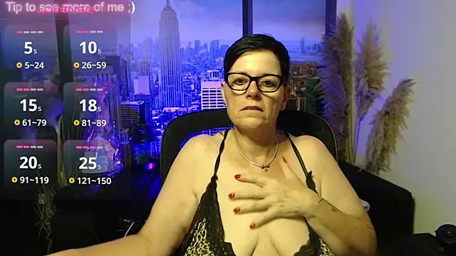 Snapshot of ninarandmann chatting on 07-16-26, 02:56 ninarandmann online show from 07-16-26, 02:56