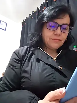 Natasha milf   online show from 03-13-25, 12:27