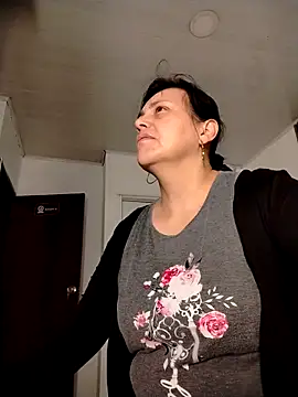 Snapshot of Natasha_milf__ chatting on 02-09-26, 12:42 Natasha milf online show from 02-09-26, 12:42