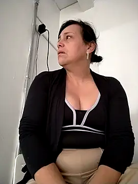 Snapshot of Natasha_milf__ chatting on 02-21-26, 12:28 Natasha milf online show from 02-21-26, 12:28