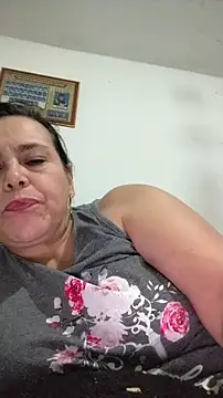 Snapshot of Natasha_milf__ chatting on 06-18-26, 03:16 Natasha milf online show from 06-18-26, 03:16