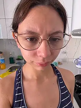 Bonniepark online show from 11-12-25, 01:11